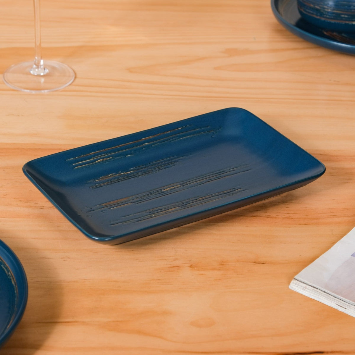 Stoneware Matte 22-Piece Dinner Set For 6 Blue Nestasia