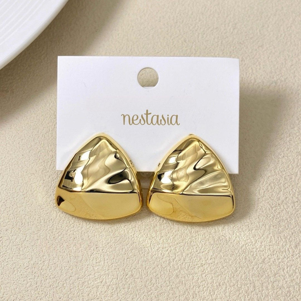 Distressed Metal Gold Studs Nestasia