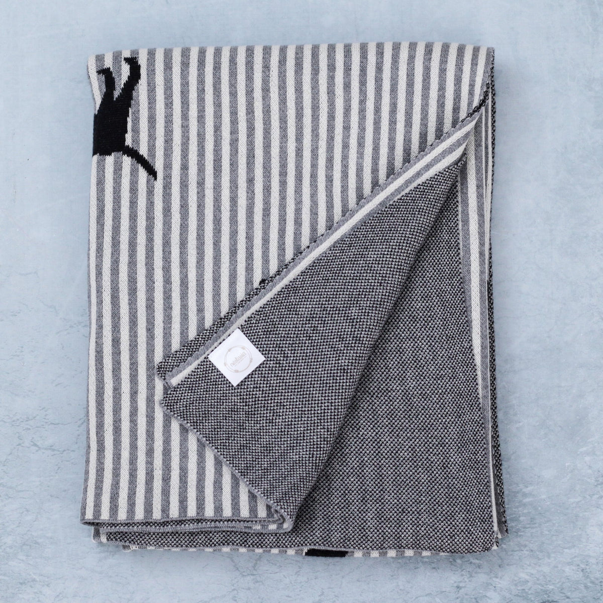Grey Knitted Blanket Nestasia