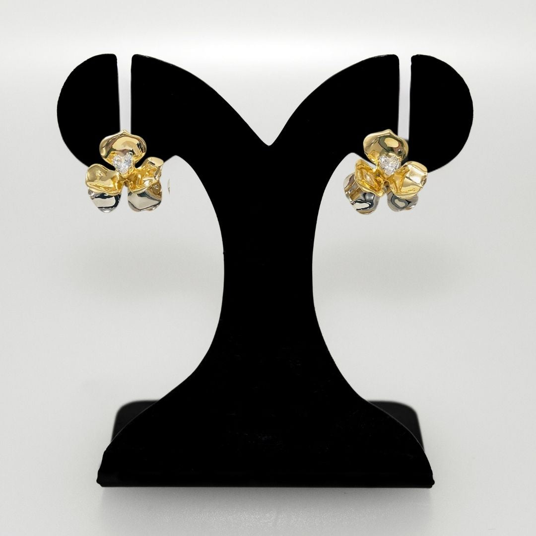 Floral Dual Toned Earrings Nestasia
