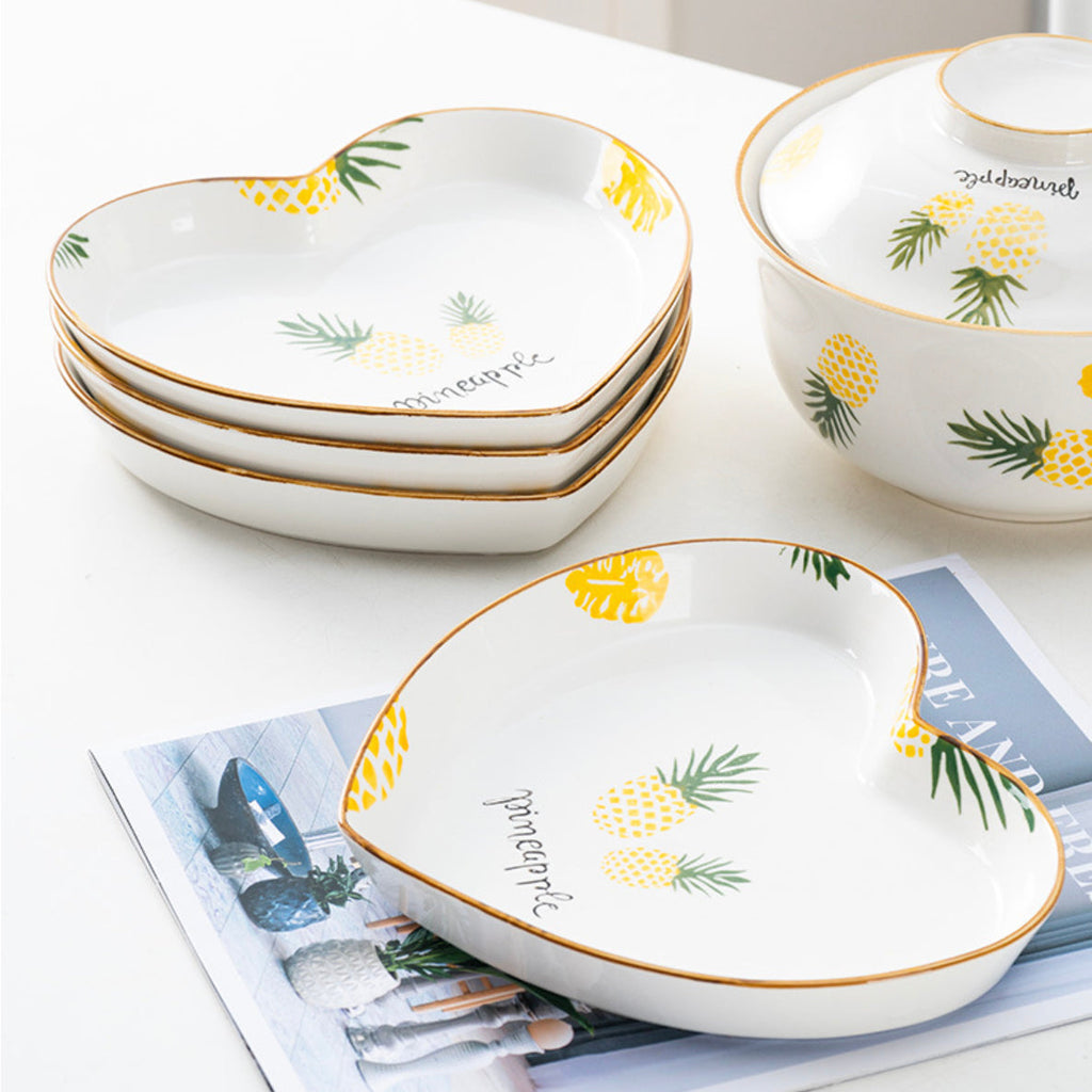 Pineapple Heart Plates and Pot For 4 Nestasia
