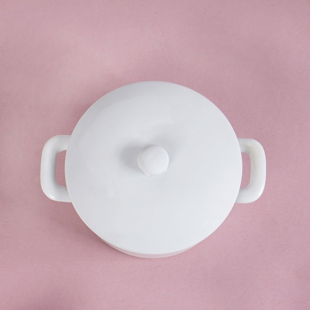 Mini Ceramic Casserole Dish With Lid White Set Of 2 Nestasia