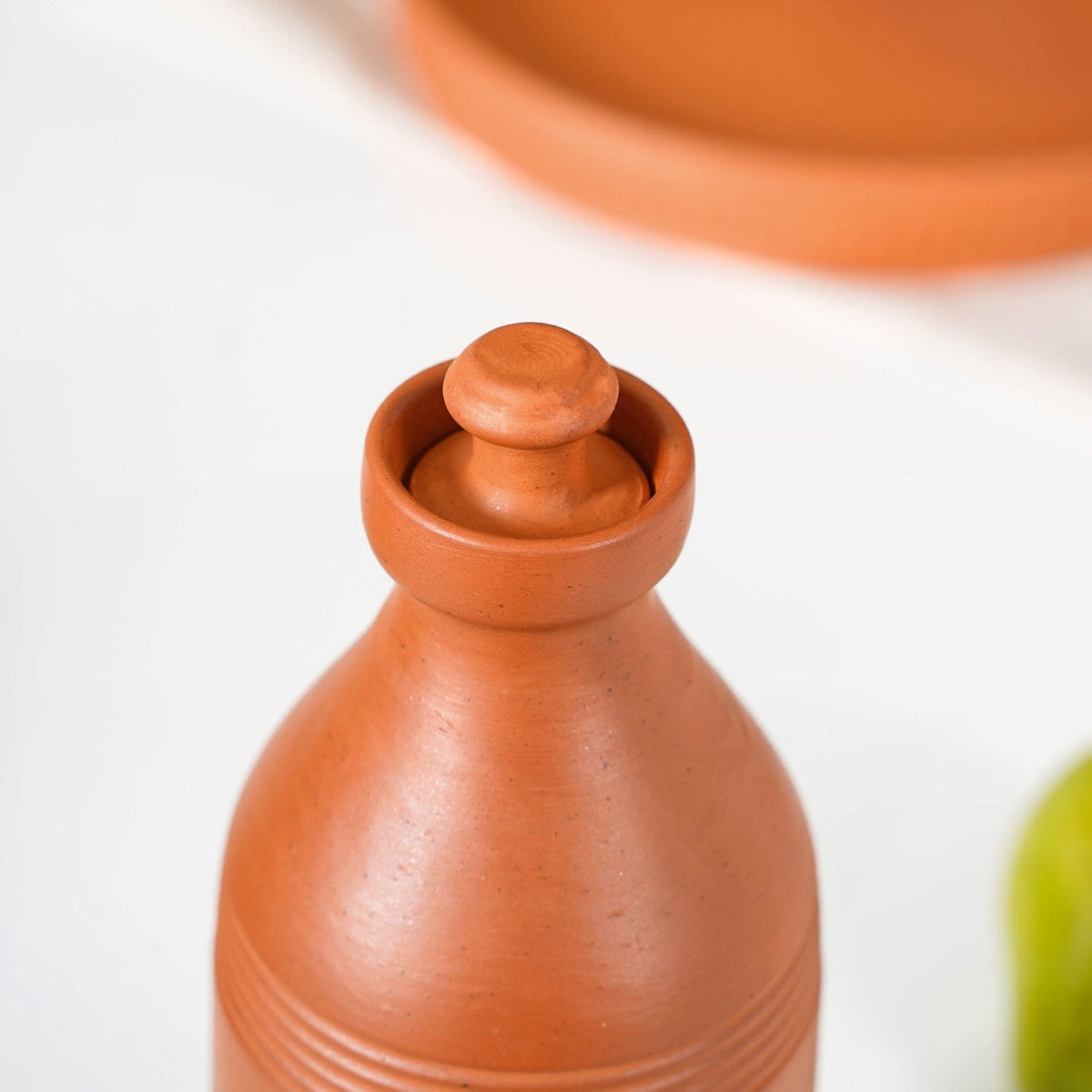 Earthen Clay Water Bottle 850ml Nestasia