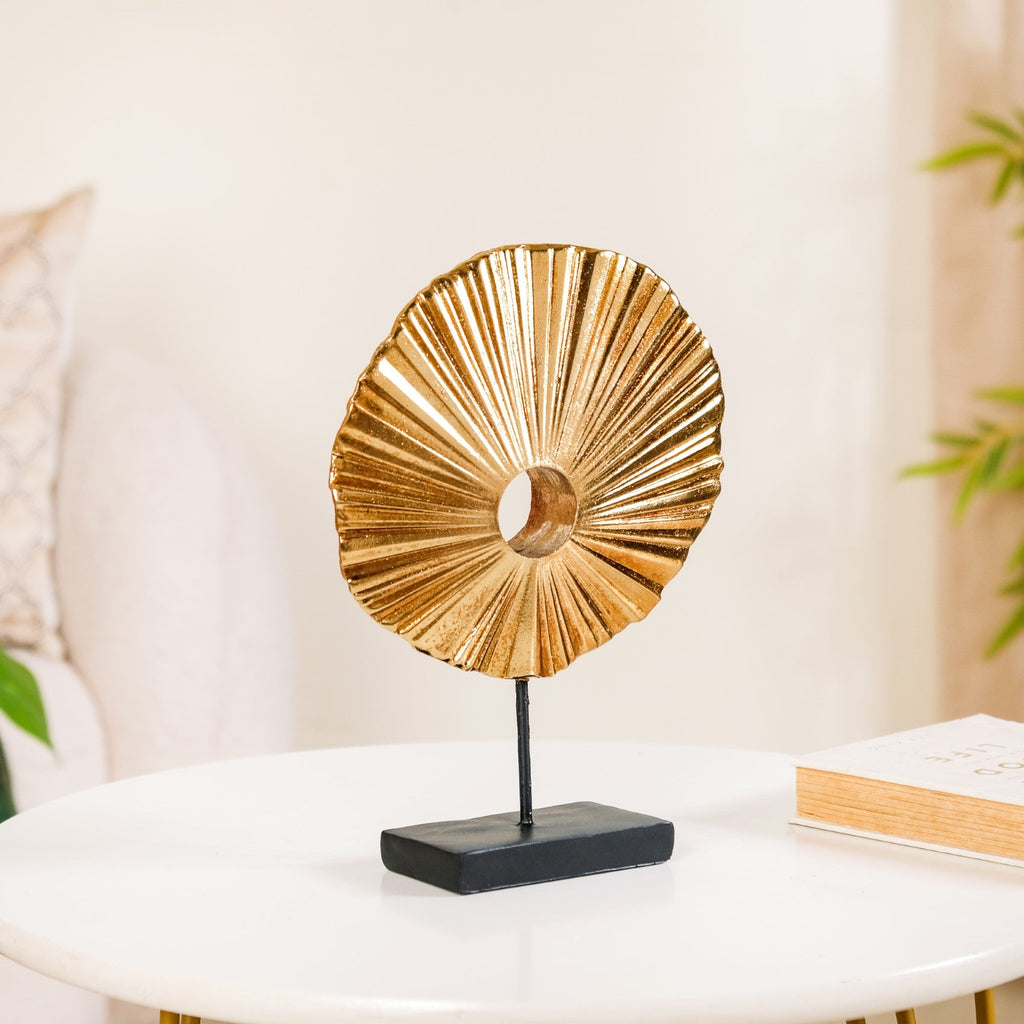 Aesthetic Sunbeam Accent Showpiece Gold Nestasia