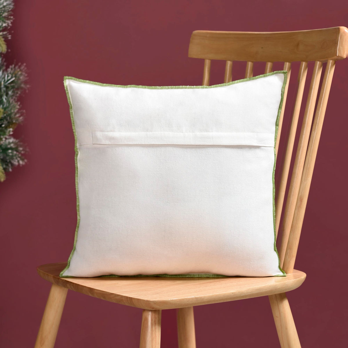 Tufted Embroidery Bear Cotton Cushion Cover 40x40cm Nestasia