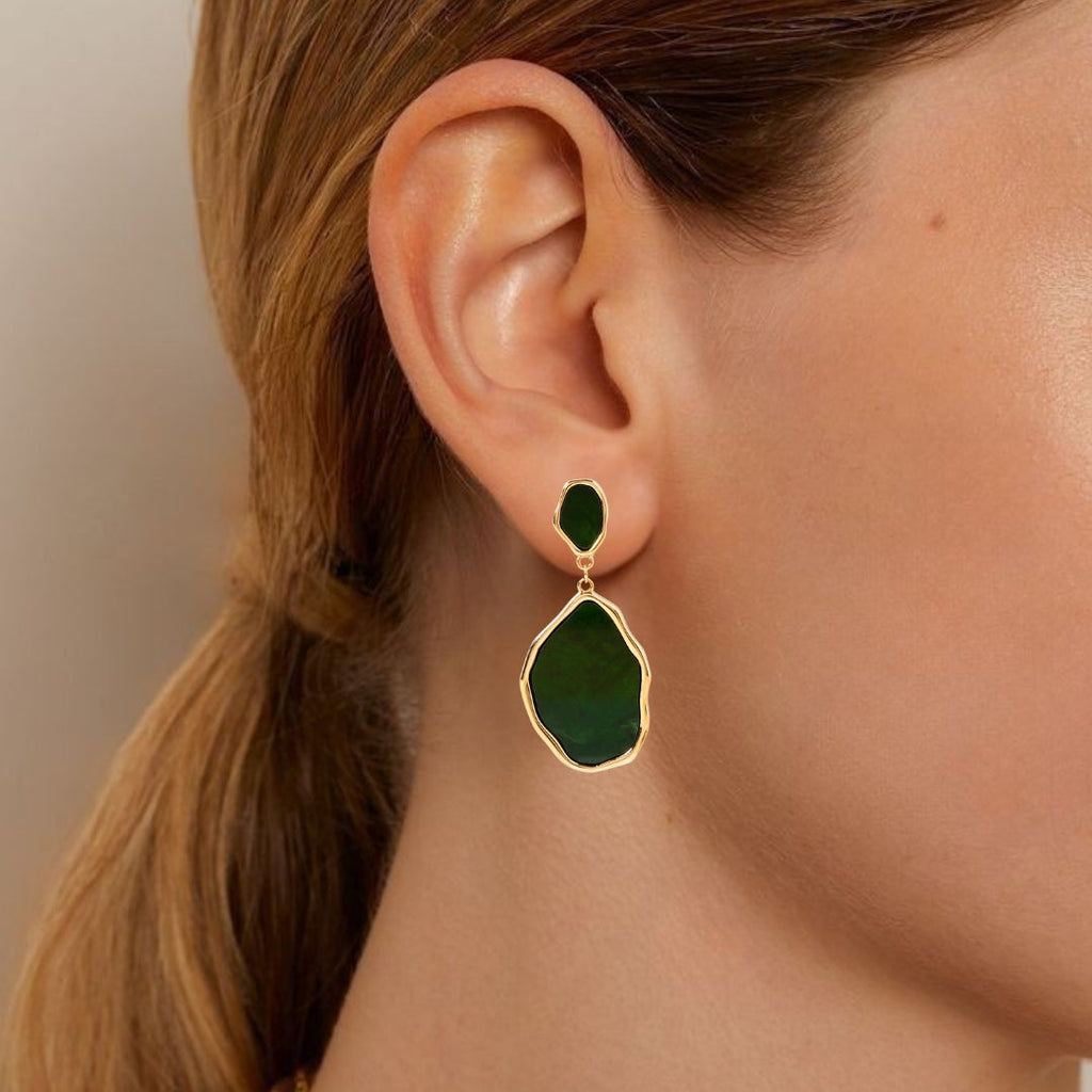 Emerald Green Dangler Earrings Nestasia