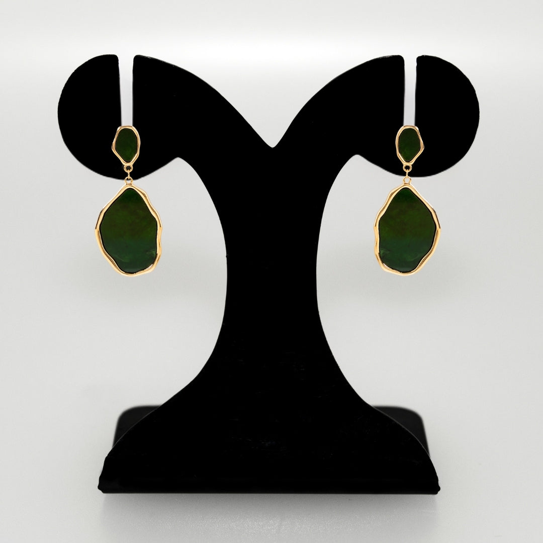 Emerald Green Dangler Earrings Nestasia