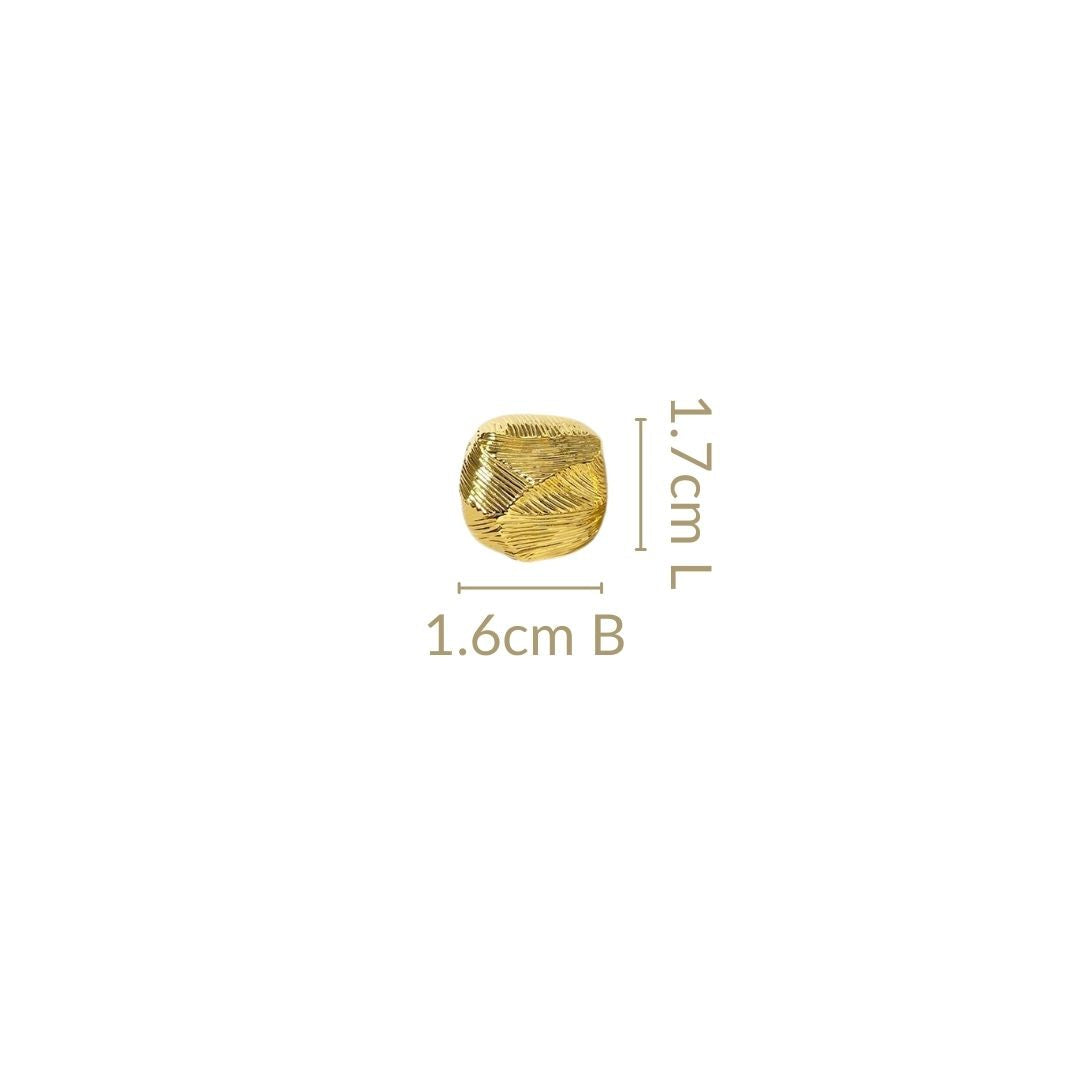 Facet Edge Studs Gold Nestasia