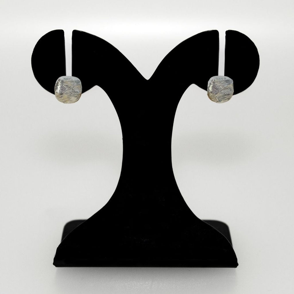 Facet Edge Studs Silver Nestasia
