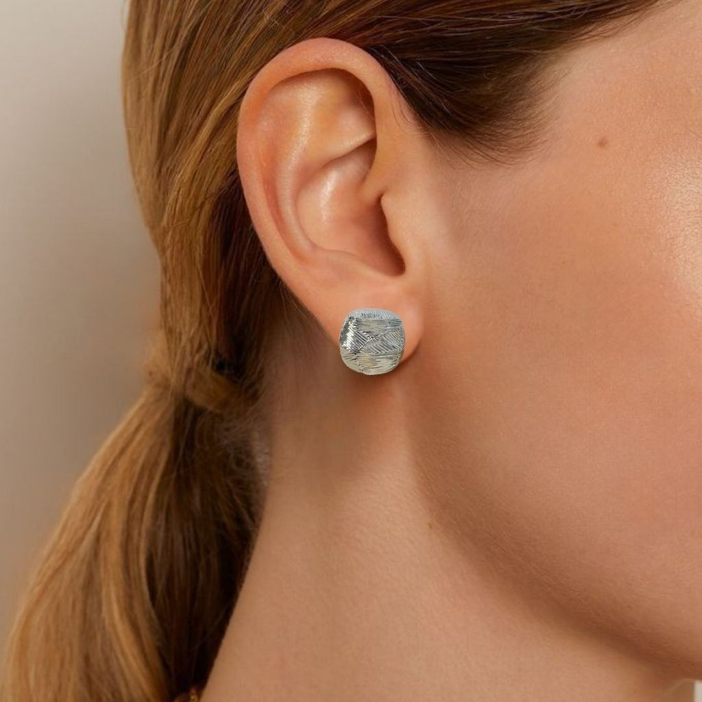 Facet Edge Studs Silver Nestasia