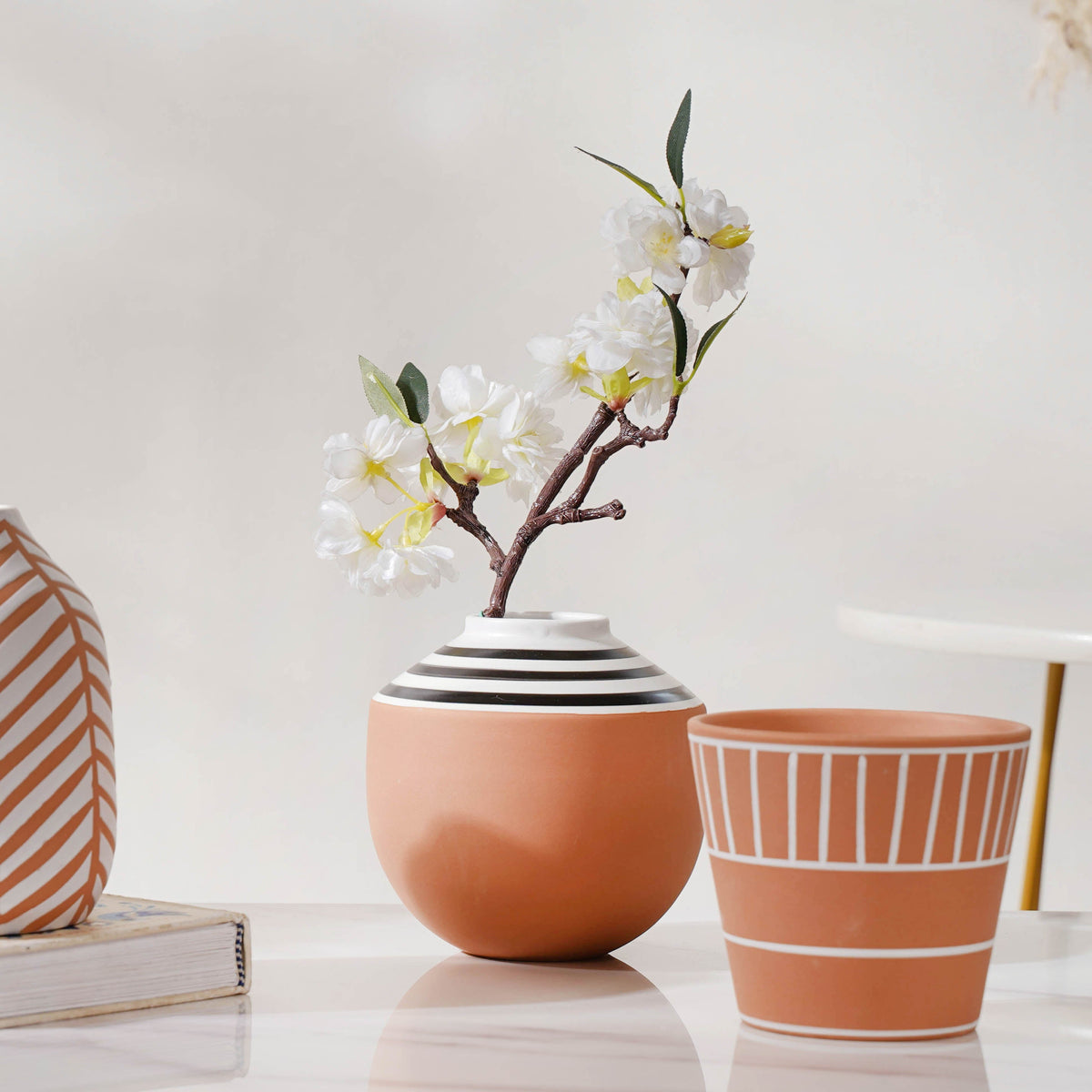 Eclectic Flower Vase Nestasia