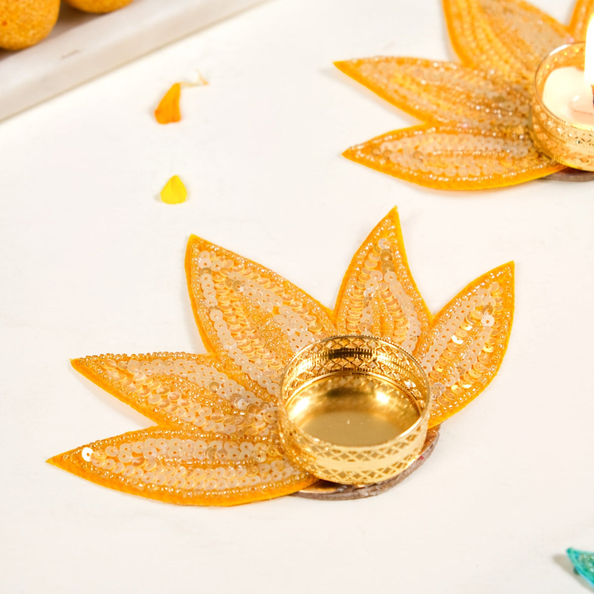 Festive Lotus Tealight Candle Holder Set Of 4 Nestasia