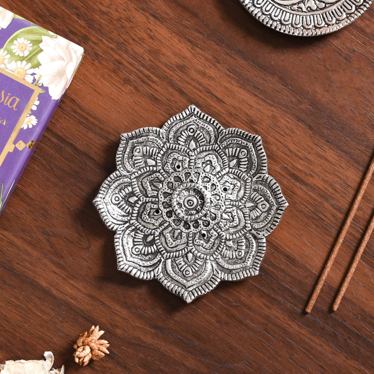 Mandala Incense Holder With Lavender Incense Sticks Nestasia
