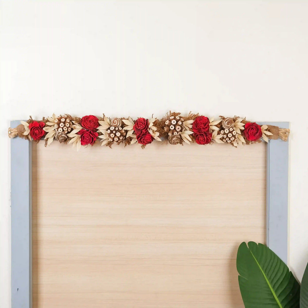 Natural Dried Flowers Door Hanging Nestasia