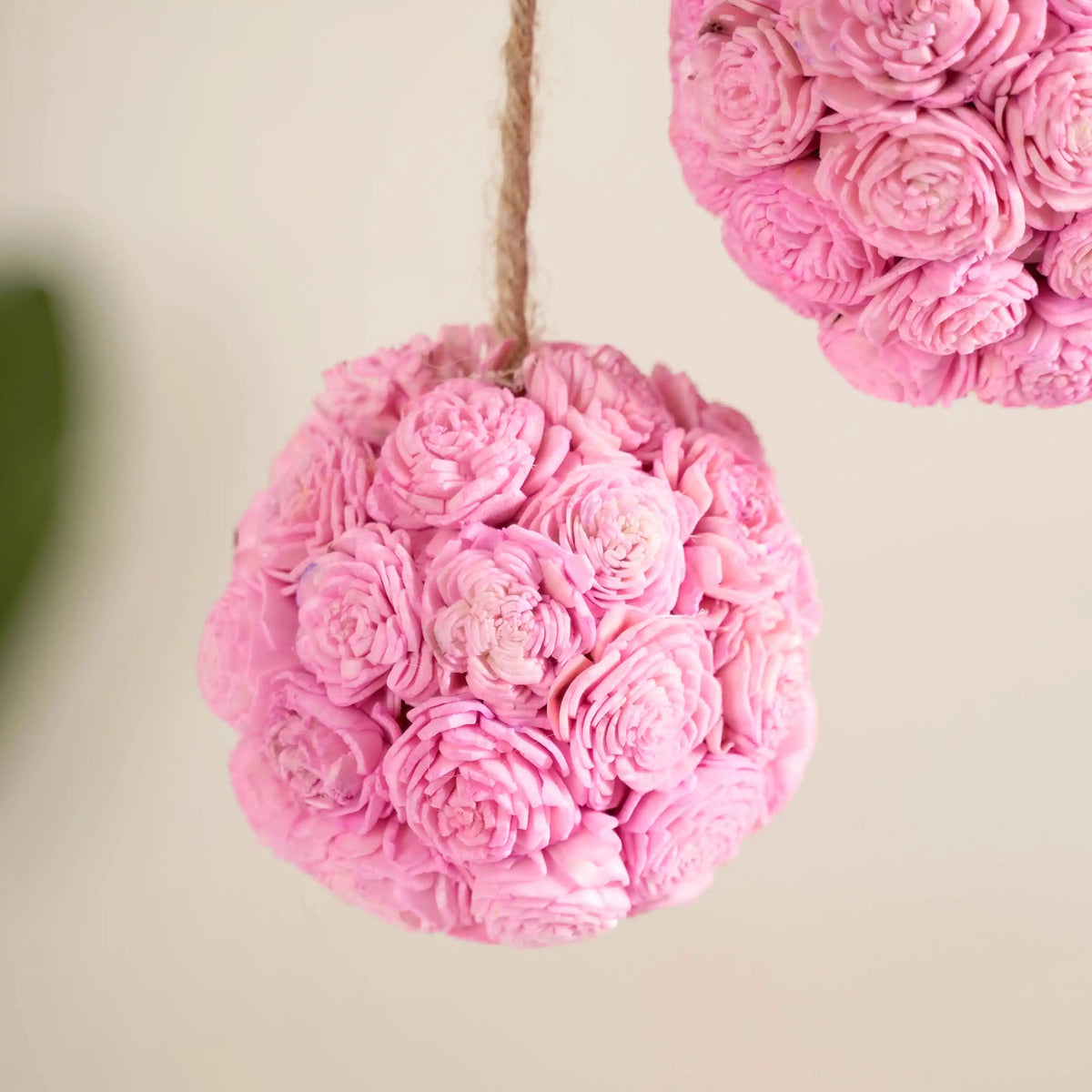 Sustainable Sola Flower Wall Hanging Decor Set of 4 Pink Nestasia