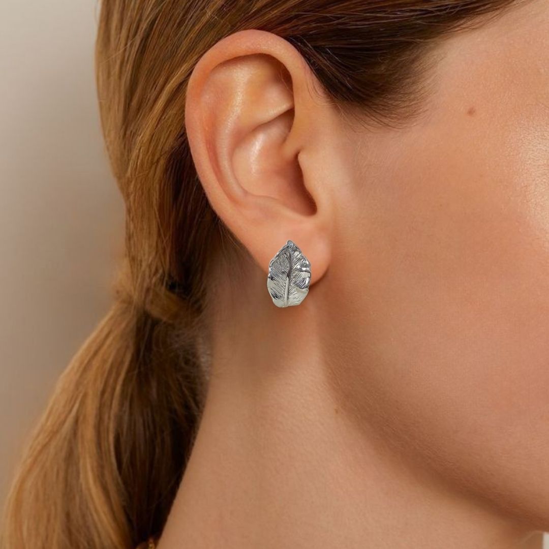 Foliage Stud Earrings Silver Nestasia