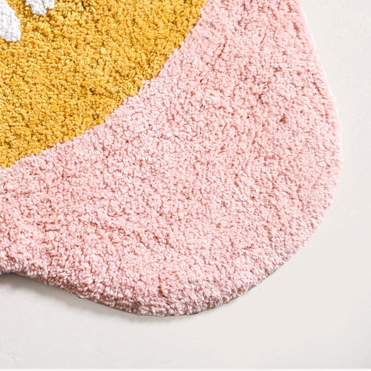 Fresh As A Daisy Anti Slip Cotton Floor Mat 72cm Nestasia