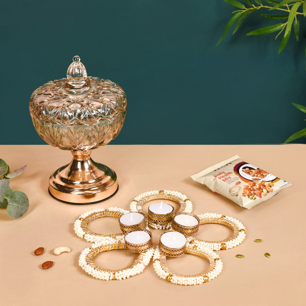 Gilded Glory Luxurious Gift Hamper Set Nestasia