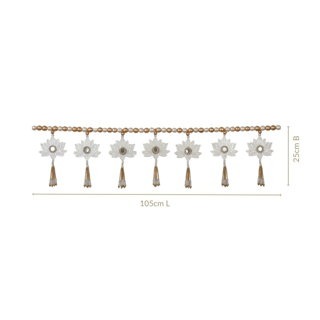 White Lotus Toran With Tassels 105x25cm Nestasia
