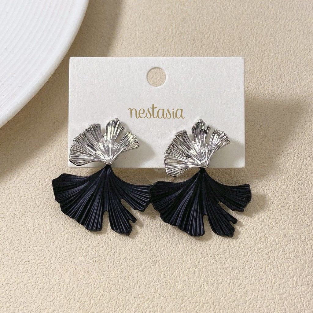 Ginkgo Foliage Earrings Nestasia