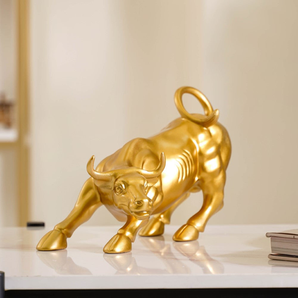 Charging Bull Statue Nestasia