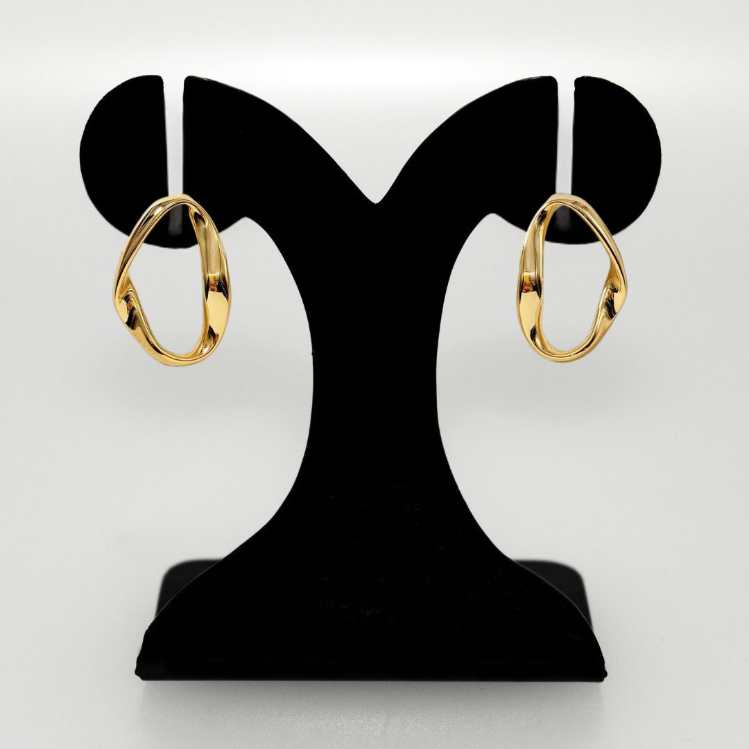 Gold Ribbon Oval Hoop Earrings Nestasia