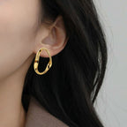 Gold Ribbon Oval Hoop Earrings Nestasia