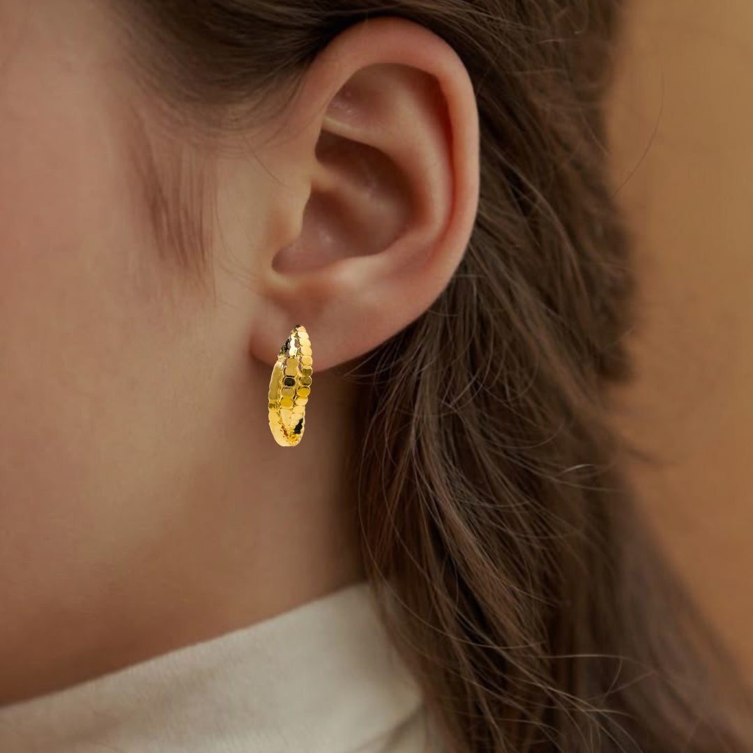 Interwoven Gold Ridge Hoops Nestasia