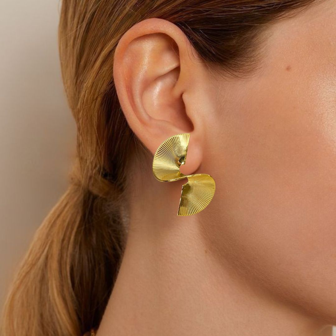 Graceful Gold Sensu Fan Earrings Nestasia