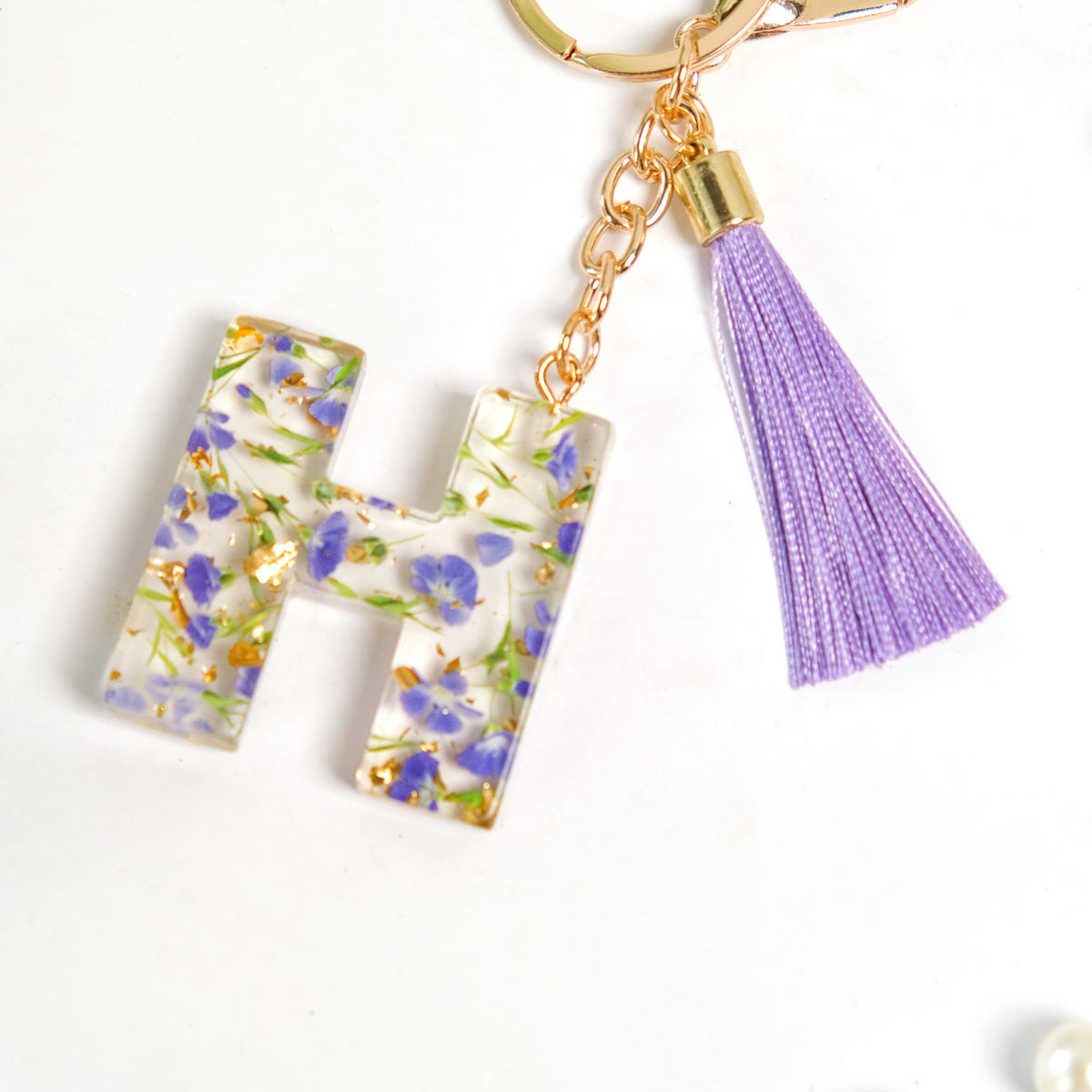 Heartfelt H Keychain With Pressed Flowers Nestasia