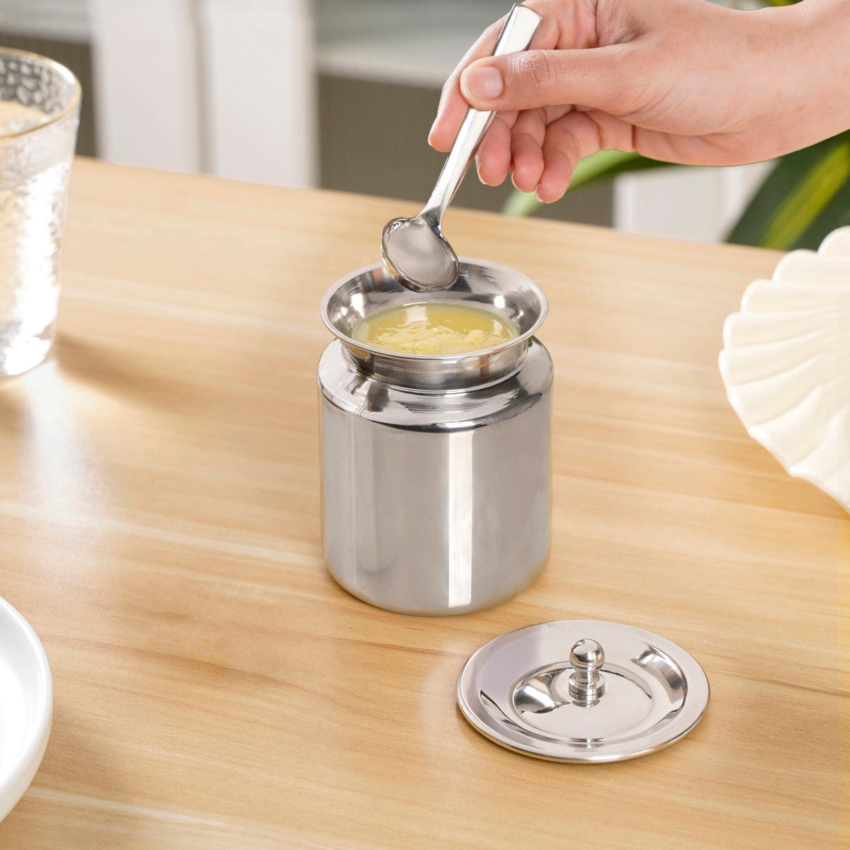 Plain Ghee Pot With Spoon 350ml Nestasia