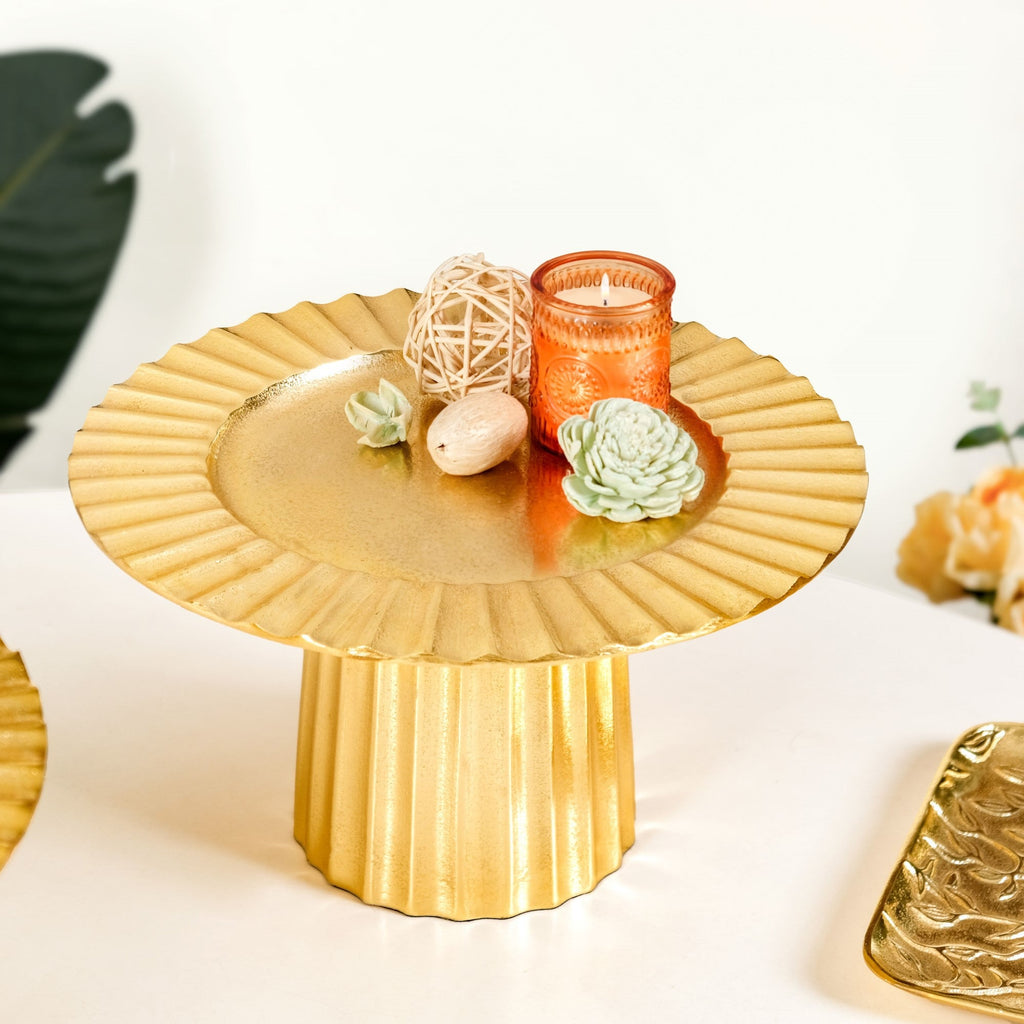 Halo Gold Dessert Riser Short Nestasia
