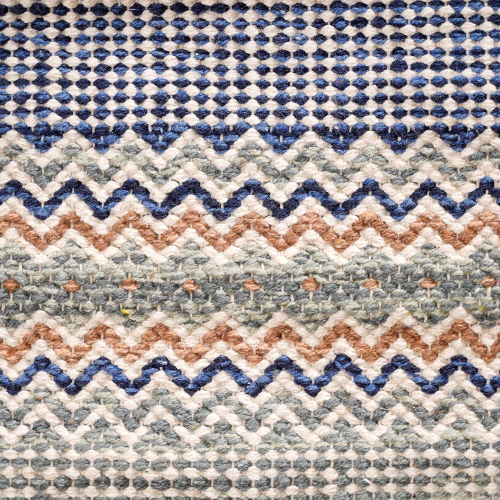 Zigzag Handcrafted Plain Weave Area Rug 69x36 Inch Nestasia