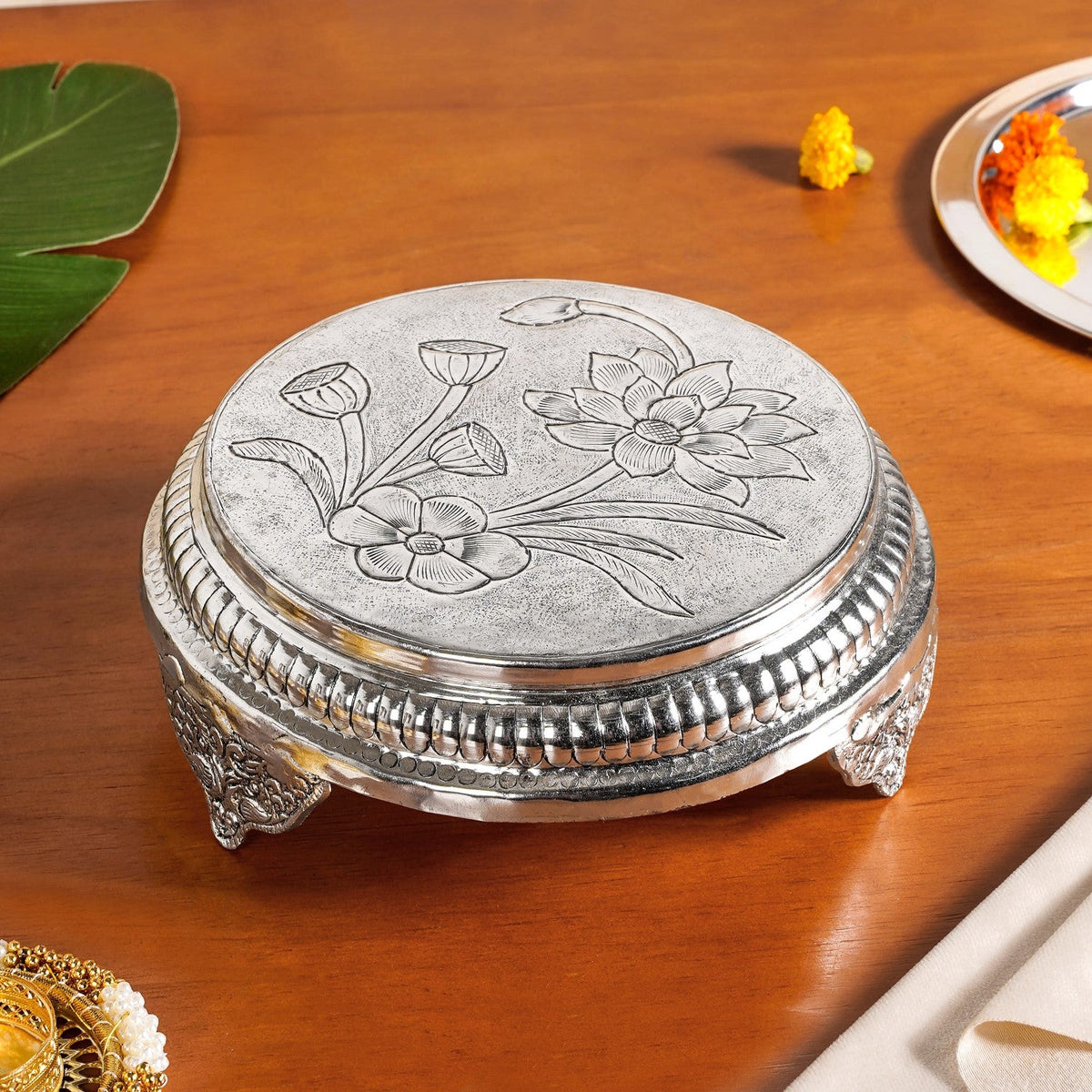 Hibiscus Brass Pooja Chowki With Silver Polish 22x8cm Nestasia