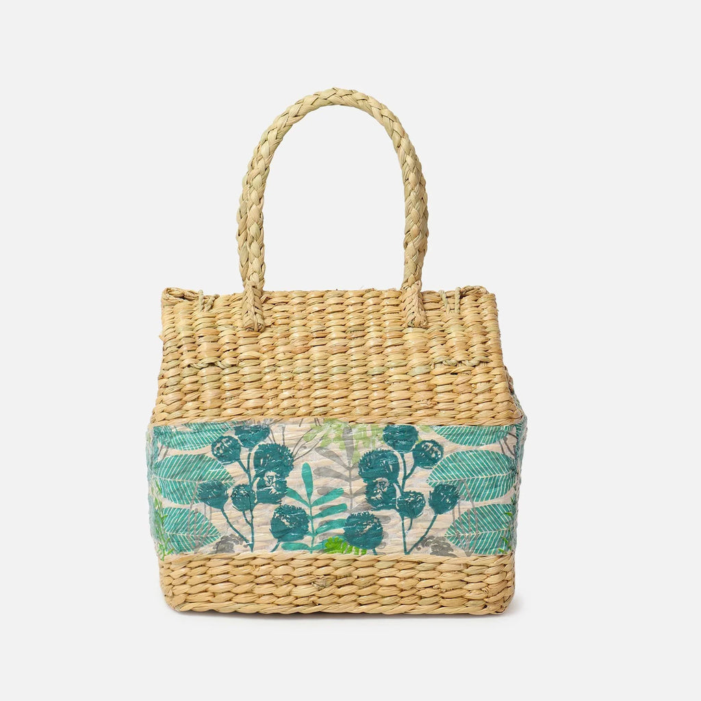 Portable Seagrass Picnic Hamper for Travel, Lunch, and Outdoor Adventures