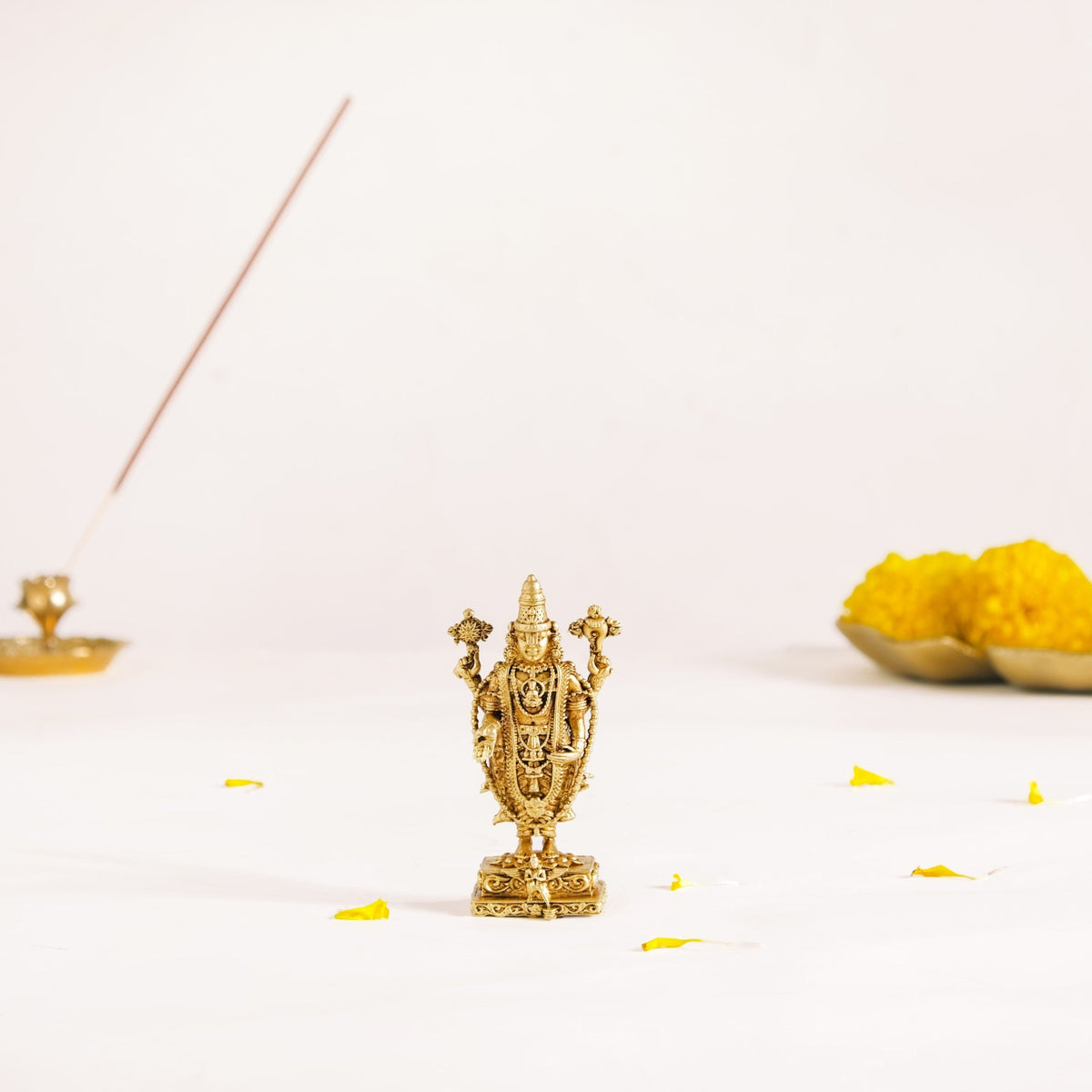 Tirupati Balaji Fine Carving Jewellery Finish Pure Brass Idol 7cm Nestasia