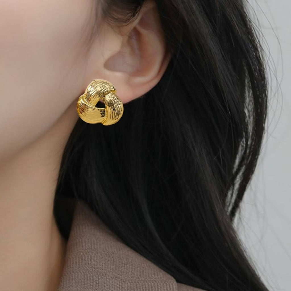 Knot Of Strength Stud Earrings Gold Nestasia