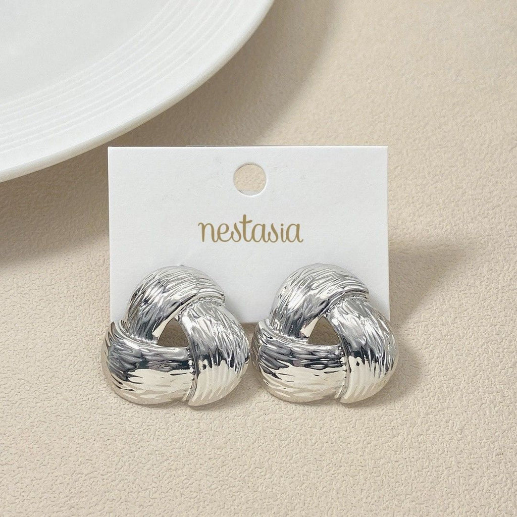 Knot Of Strength Stud Earrings Silver Nestasia