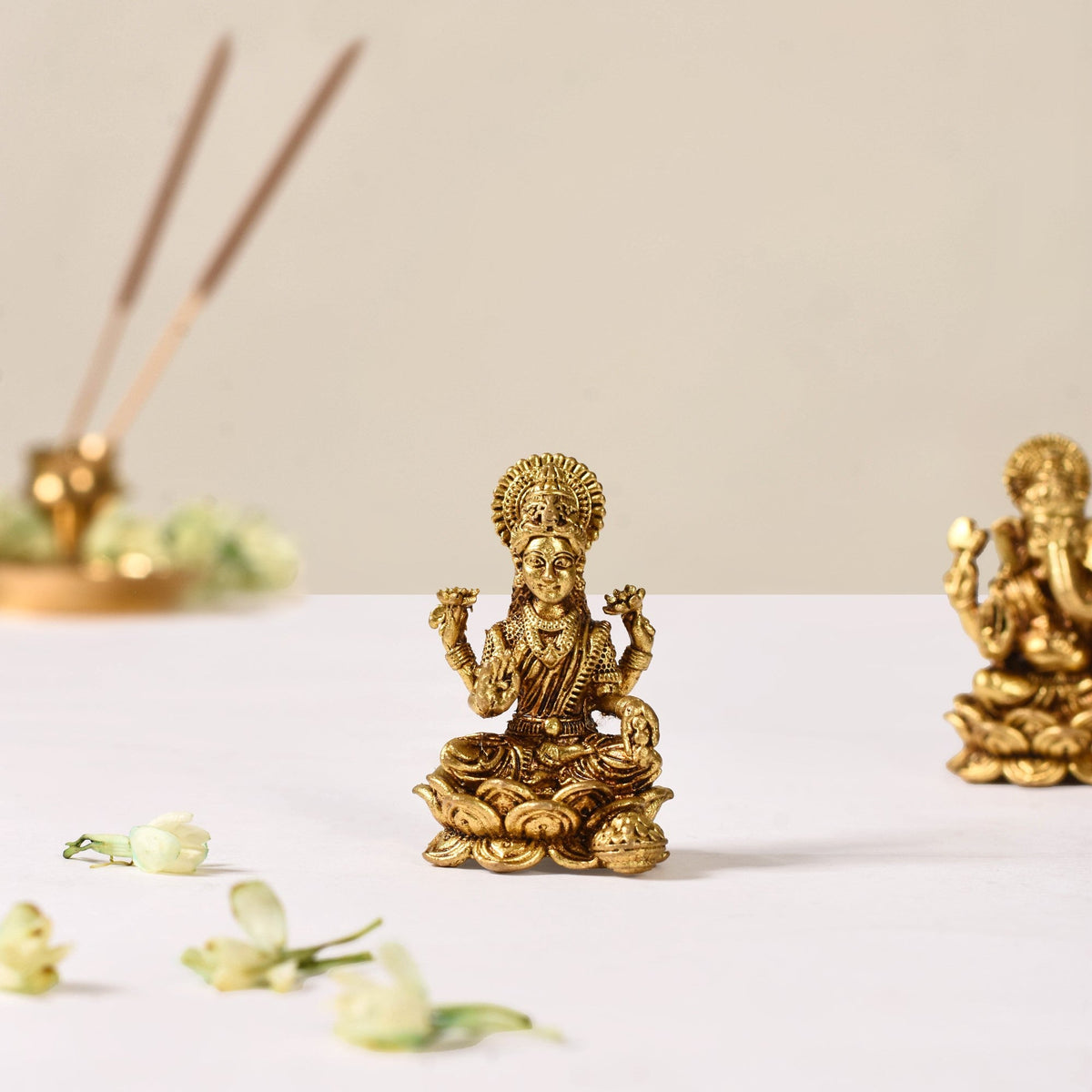 Laxmi And Ganpati Pure Brass Idol Set Of 2 4cm Nestasia