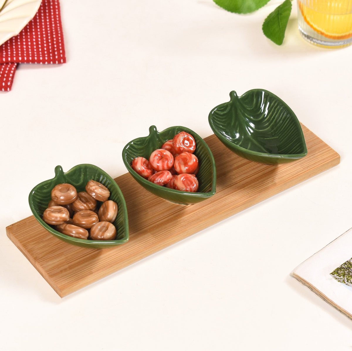Green Leaf Ceramic Platter Set Of 3 50ml Nestasia