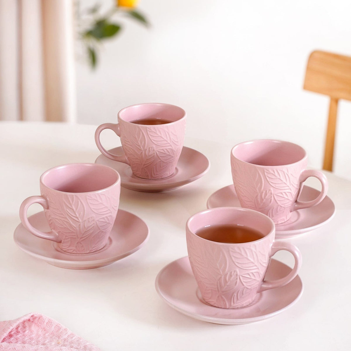 Leaf Embossed Cup And Saucer Set Of 4 With Stand 200ml Nestasia