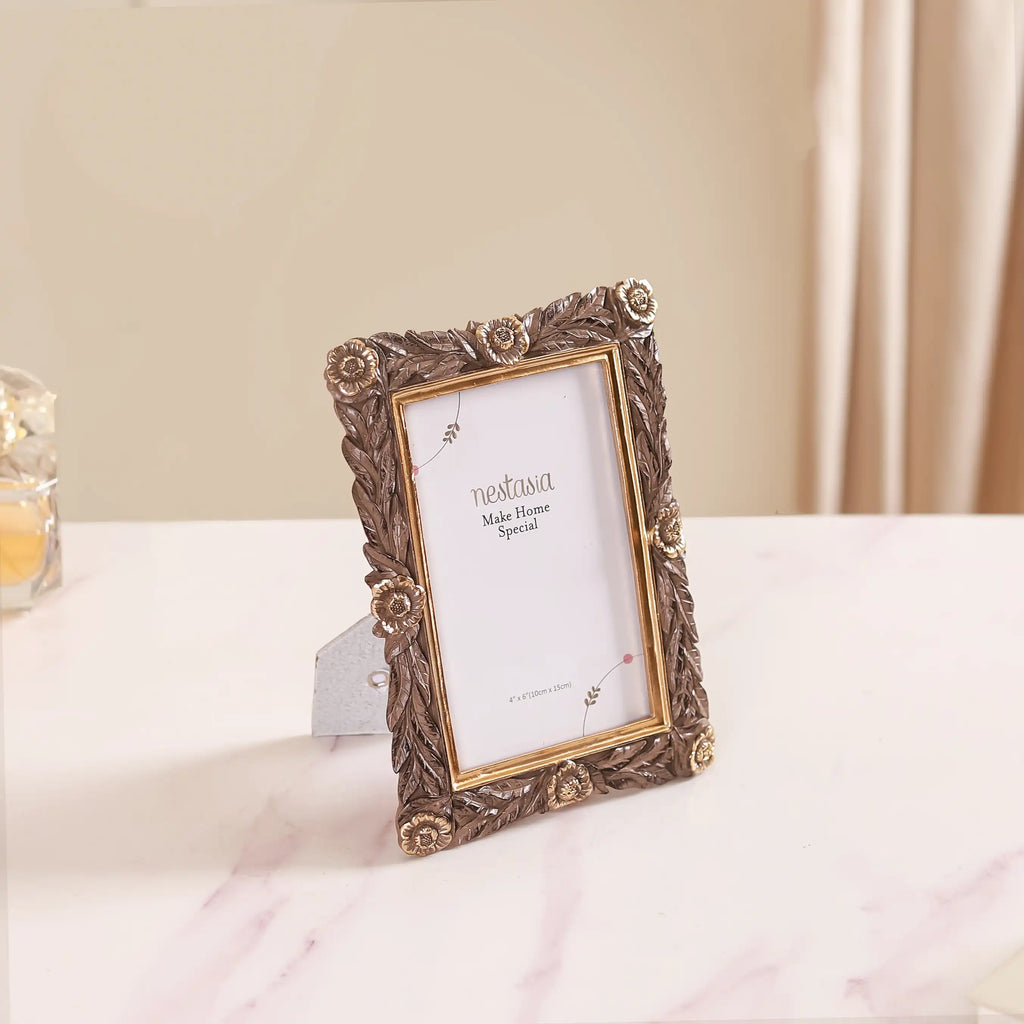 Small Victorian Photo Frame 8"x6" Nestasia