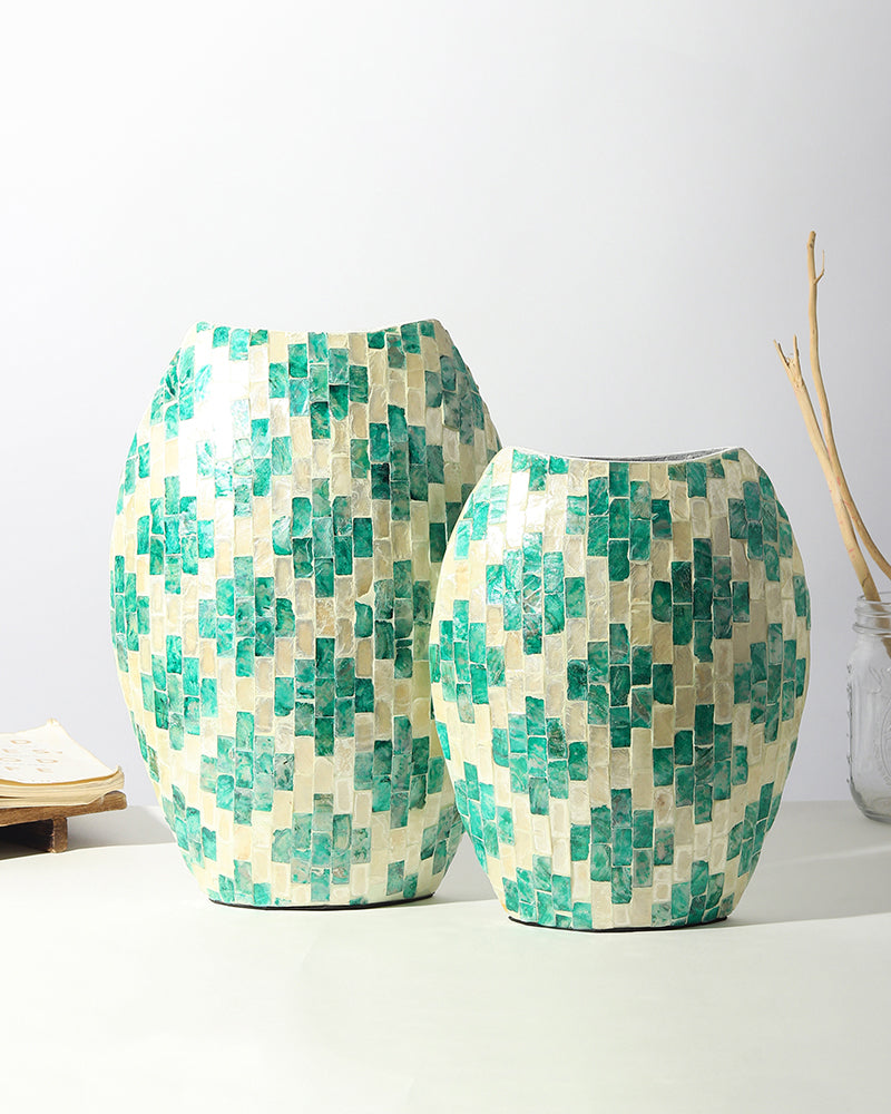 Elegant Mother of Pearl Vase for Modern Living Room Decor