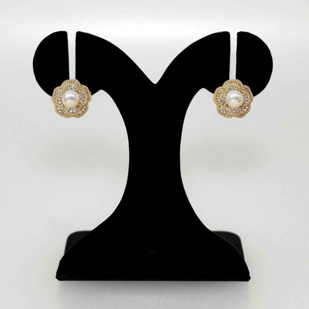 Luxe Pearl Floral Stud Earrings Nestasia