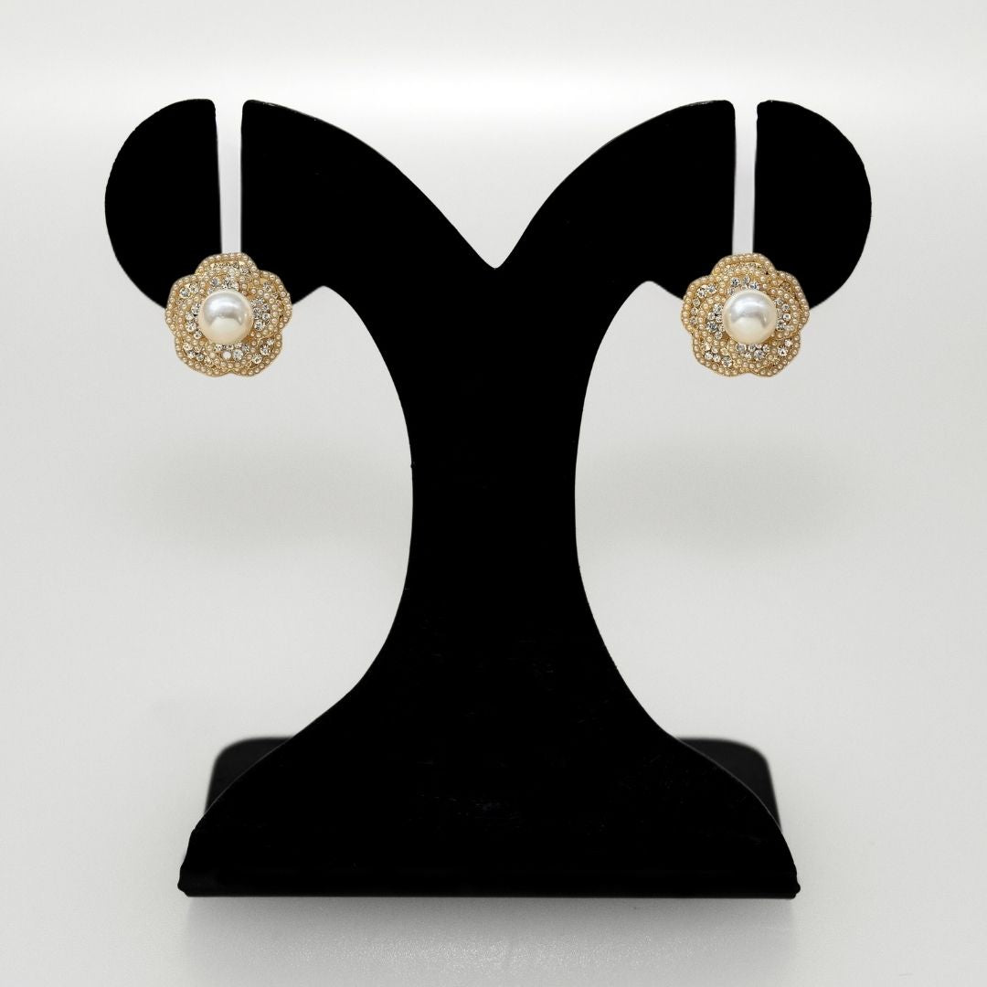 Luxe Pearl Floral Stud Earrings Nestasia