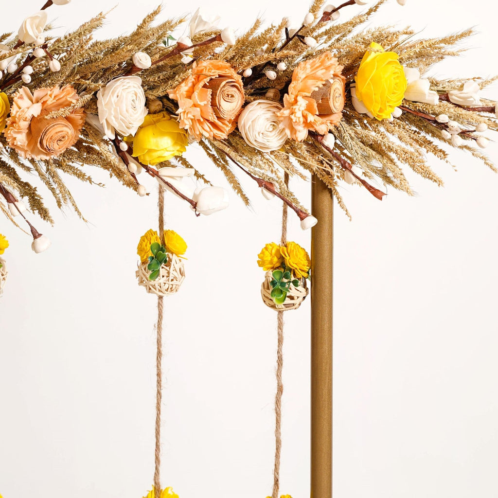 Luxurious Gold Backdrop Frame With Flower Decor 36 Inch Nestasia