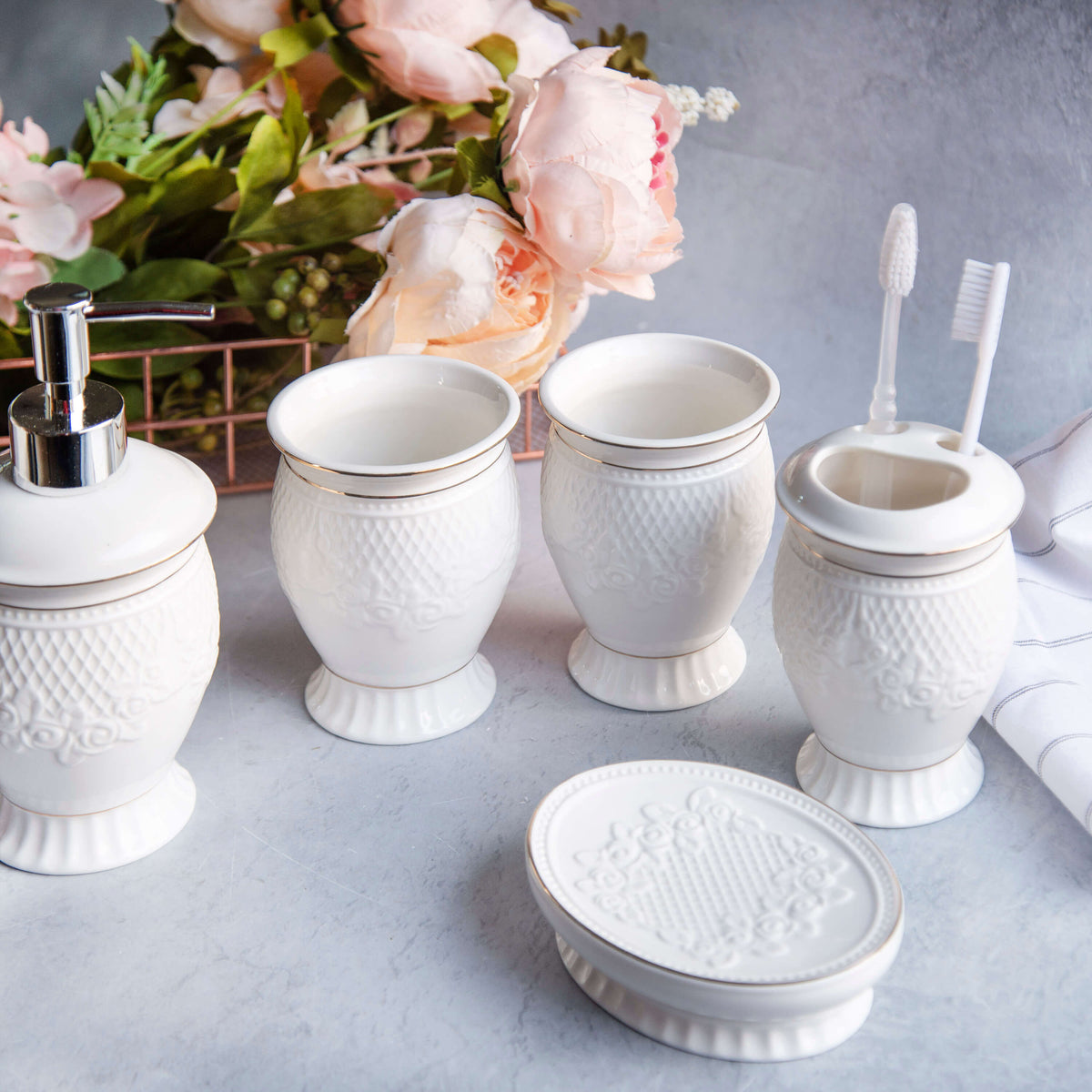 Luxury Bathroom Set Nestasia