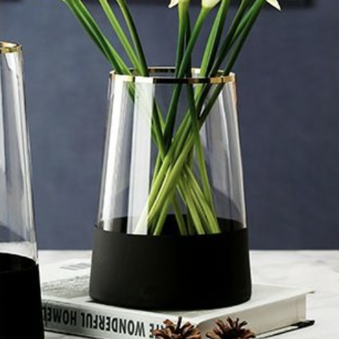 Small Modern Glass Vase Nestasia
