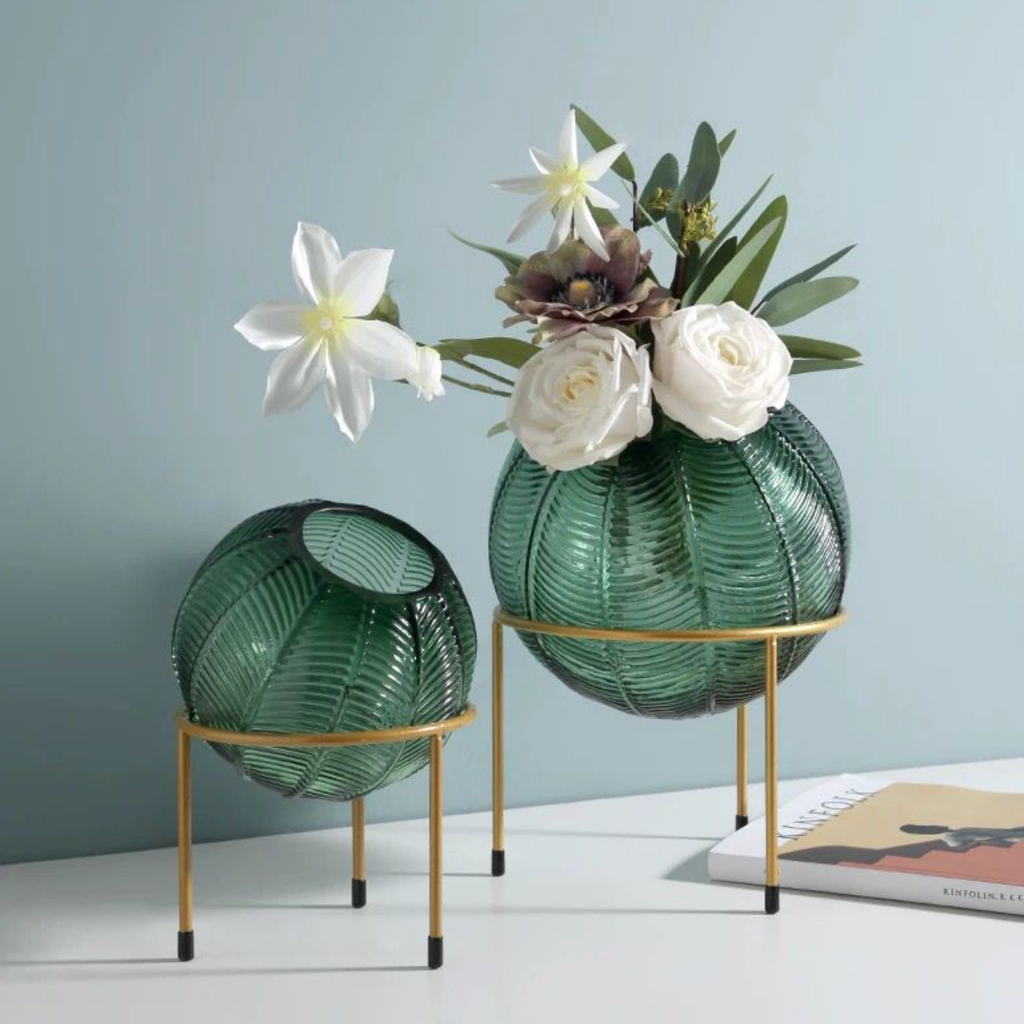 Large Globe Vase Nestasia