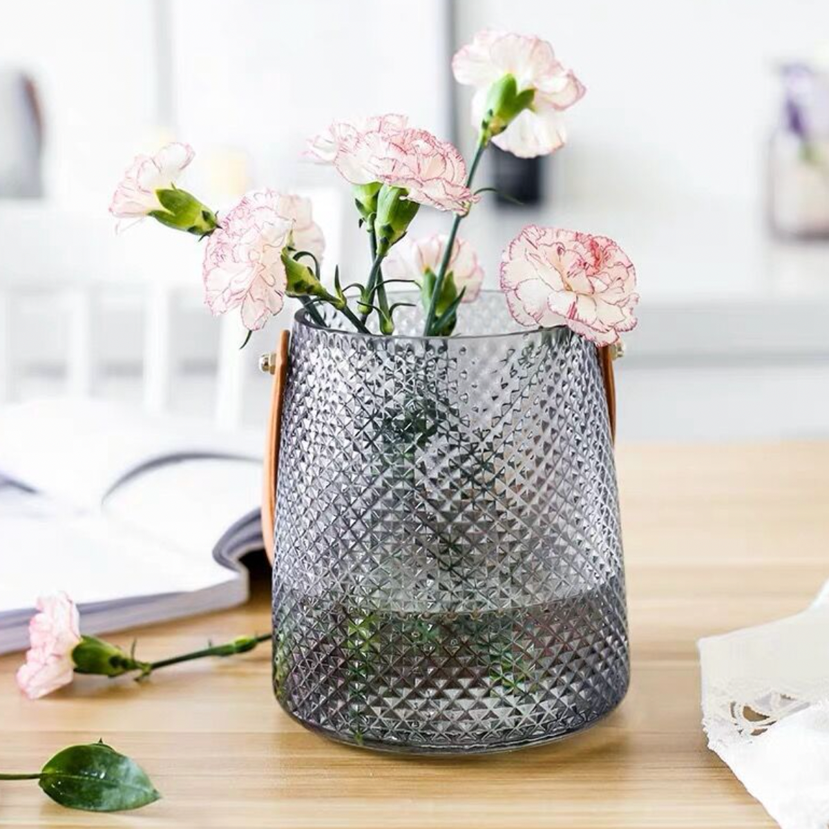 Pineapple Vase Small Nestasia